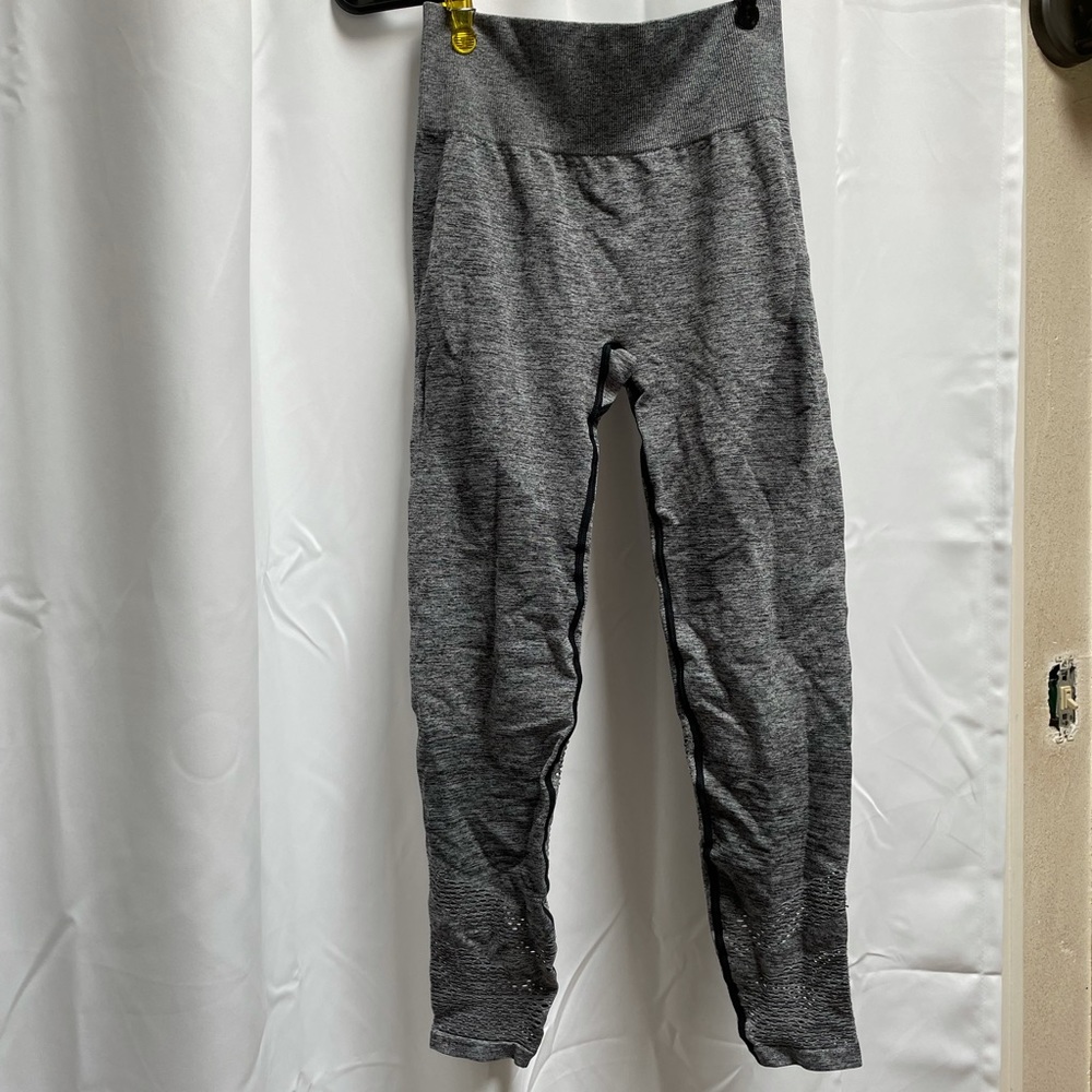 Vs pink leggings for workout